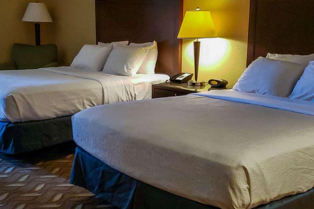 Clarion Inn & Suites Roswell Zimmer foto
