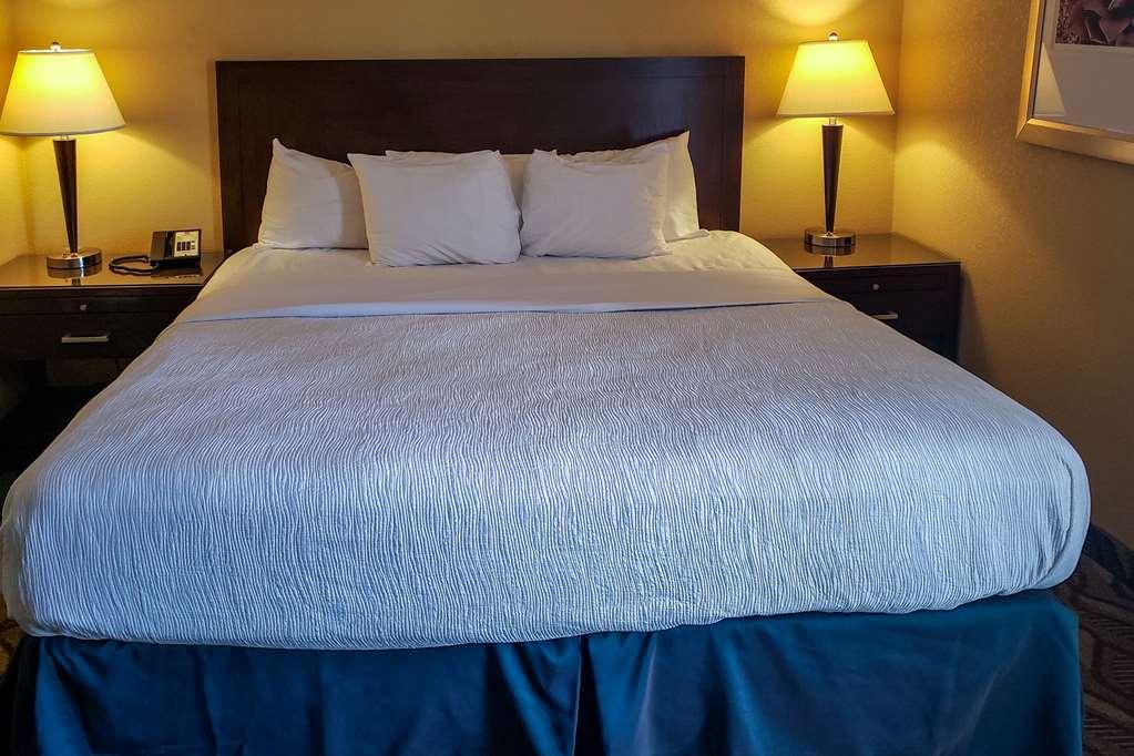 Clarion Inn & Suites Roswell Zimmer foto
