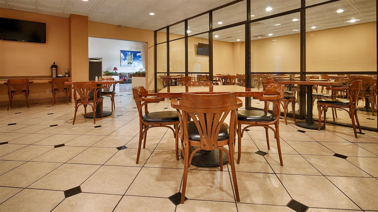 Clarion Inn & Suites Roswell Exterior foto